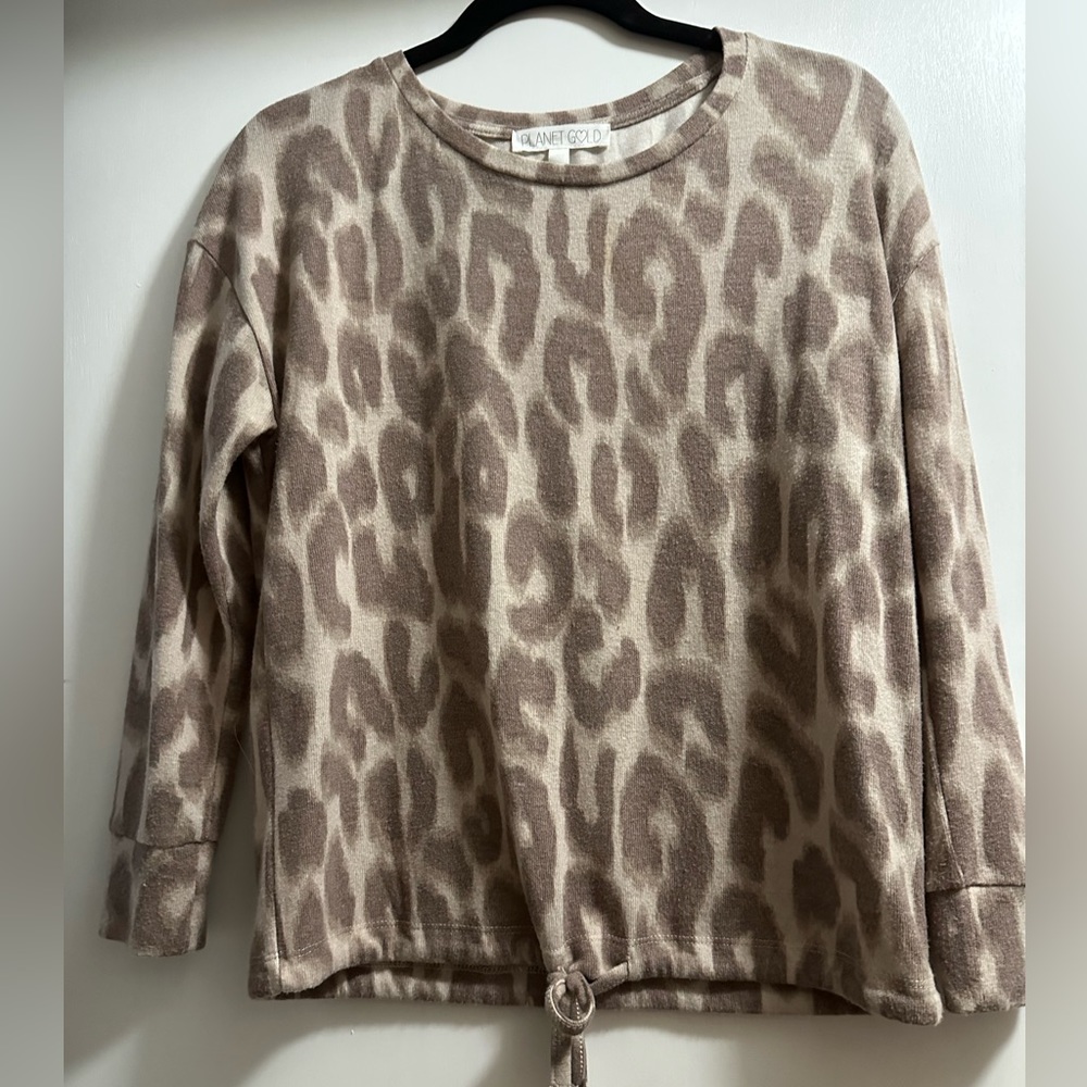 Planet Gold Animal print soft small long sleeve top.